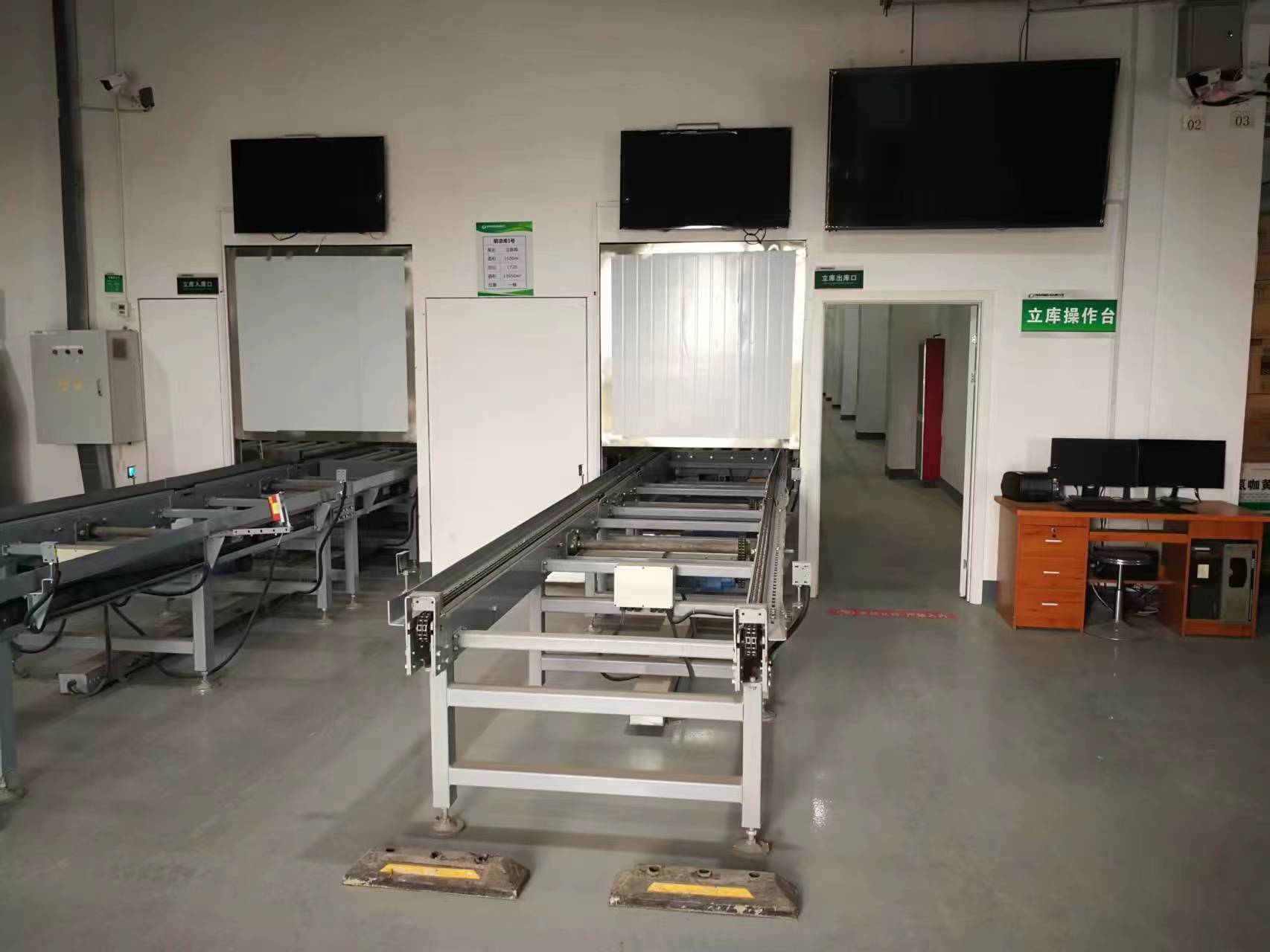 什么是托盤輸送機(jī)？它有哪些特點(diǎn)？